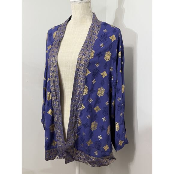 NEW Torrid Disney Aladdin Rug Print Satin Kimono Open Front Top Jacket Size 0/00 - Picture 2 of 3